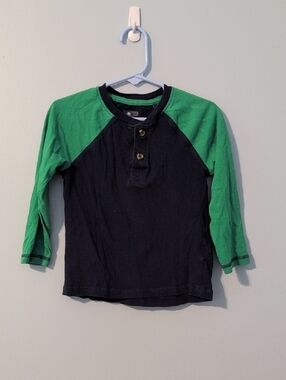 Spotted Zebra Two-Tone Long-Sleeve Henley Shirt - Green & Navy